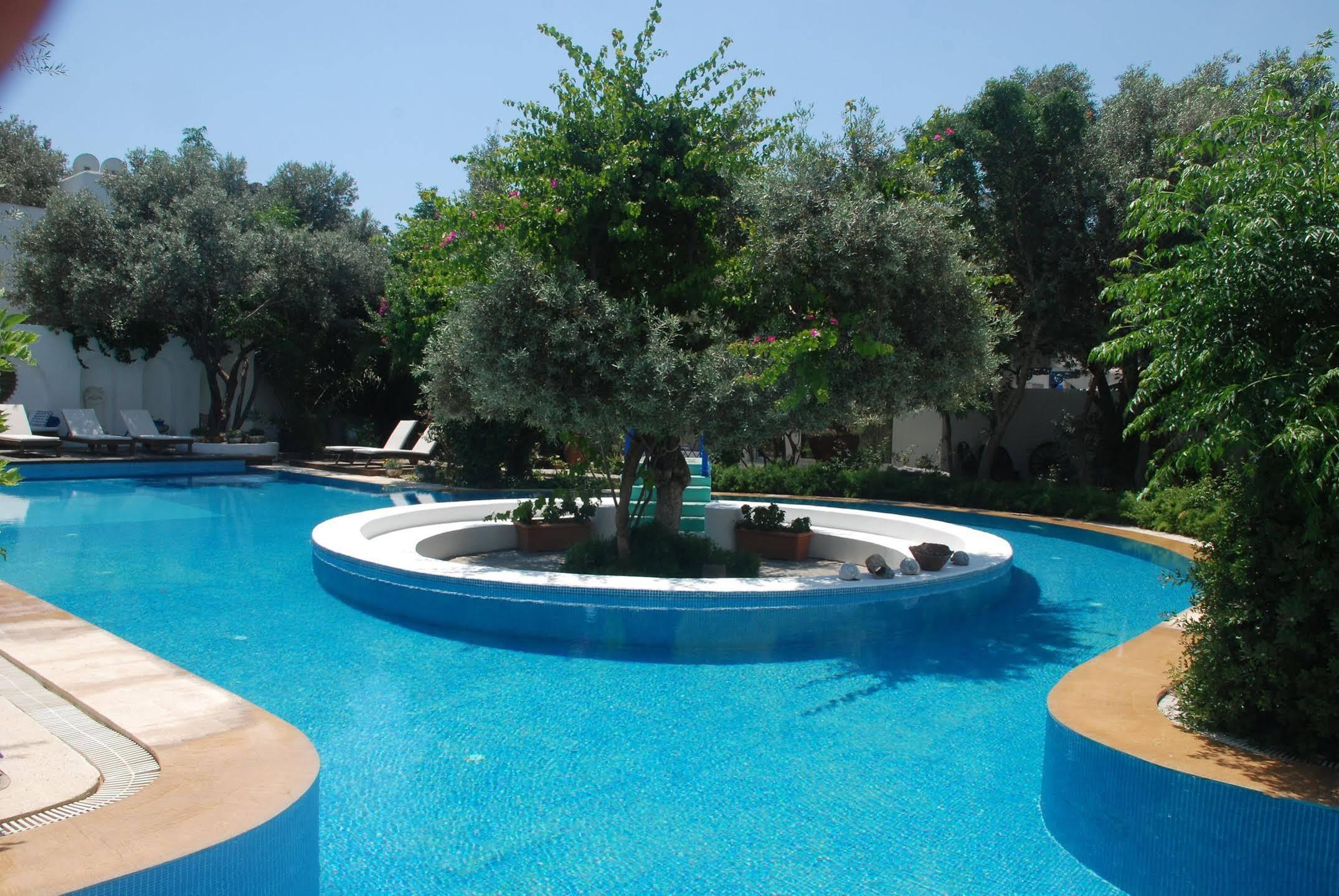 Villa Oliva Butik Hotel Konacik Buitenkant foto