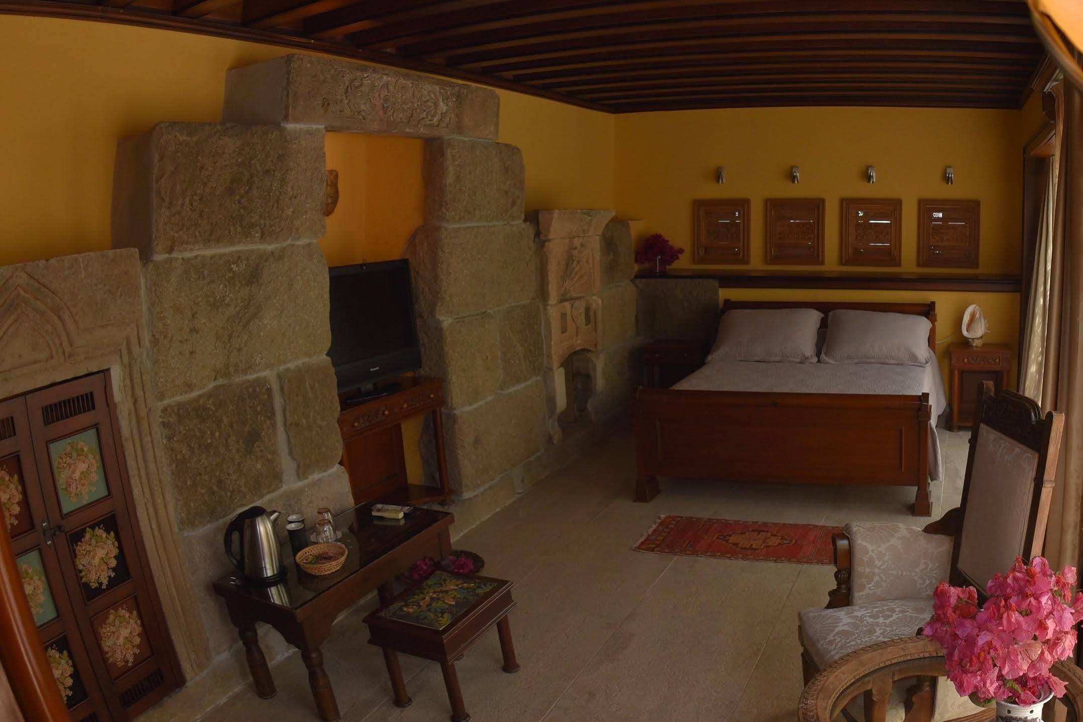 Villa Oliva Butik Hotel Konacik Buitenkant foto